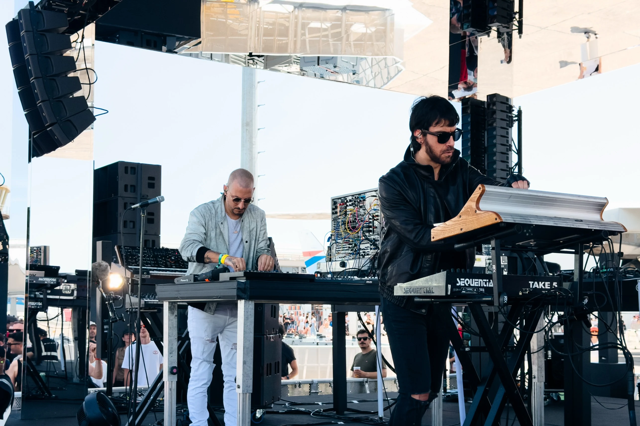 Kasablanca performing at Cercle Festival 2026, photographed by Ludovic Delot · frame 2